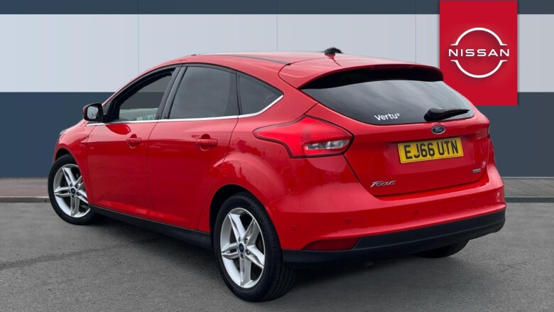 Ford Focus 1.0 EcoBoost 125 Titanium 5dr Petrol Hatchback